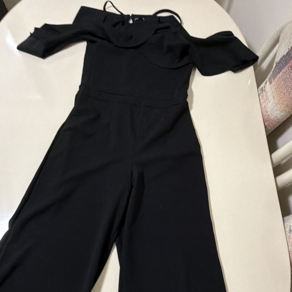 Love...Ari Black Off-Shoulder Sleeveless Wide-Leg Jumpsuit 30" Inseam Size L